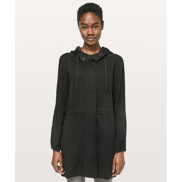 lululemon athletica Jackets & Blazers - Lululemon City Stroll Tencel Jacket Sz 8 Black Hooded Anorak Cinch Waist Utility